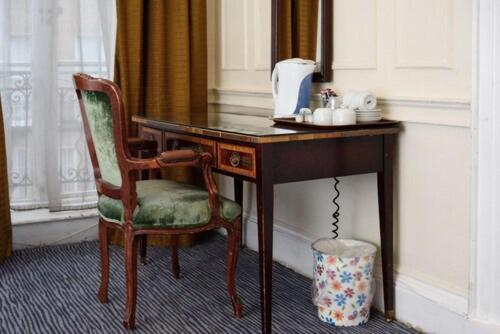 Family Room,1215347326:JPEG