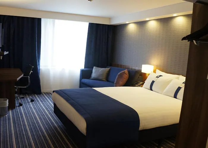 Holiday Inn Express Earls Court By IhgHotel Londra